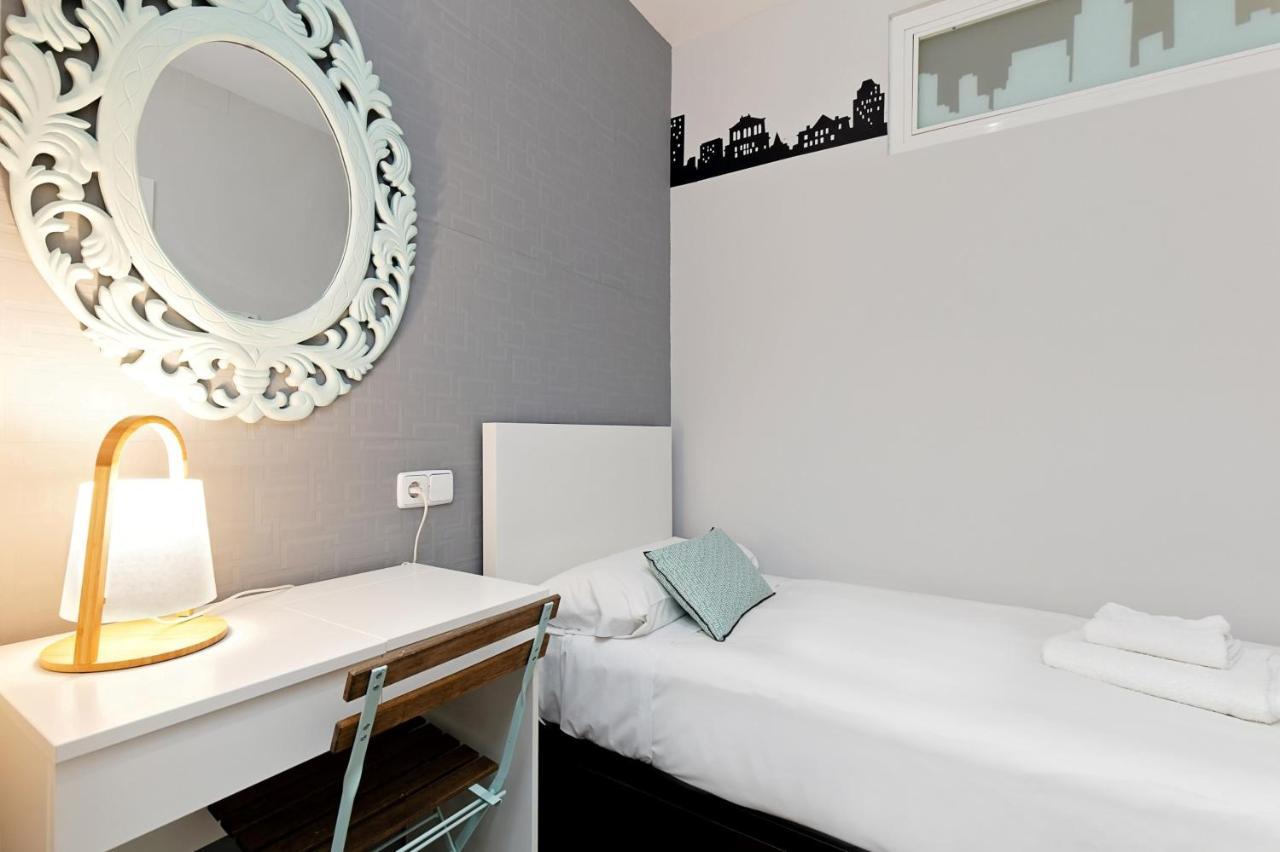 Fuencarral Lara City Center Madrid Dış mekan fotoğraf